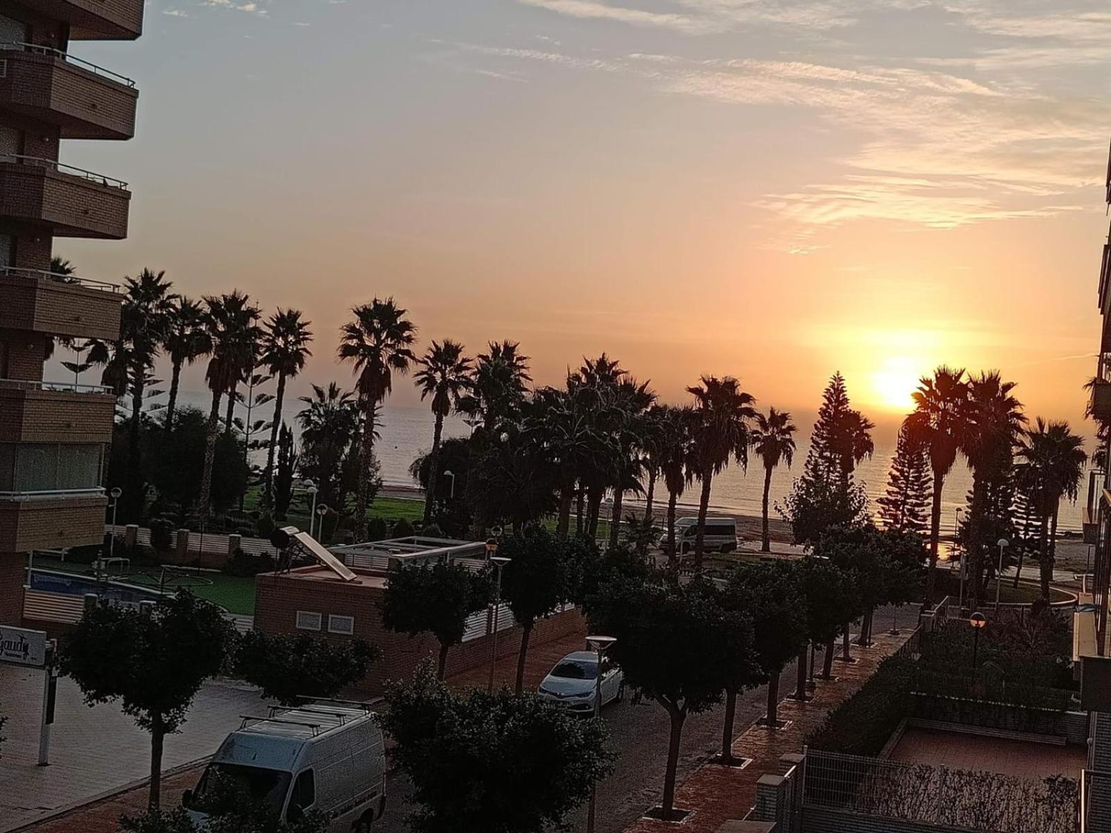 Apartamentos Be Suites Primera Linea Oropesa del Mar Ngoại thất bức ảnh